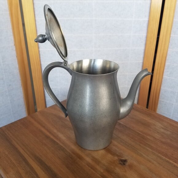 Vintage Pewter Lidded Coffee Pot Pitcher Handle Flip Top Lid 7" Tall - Picture 3 of 7